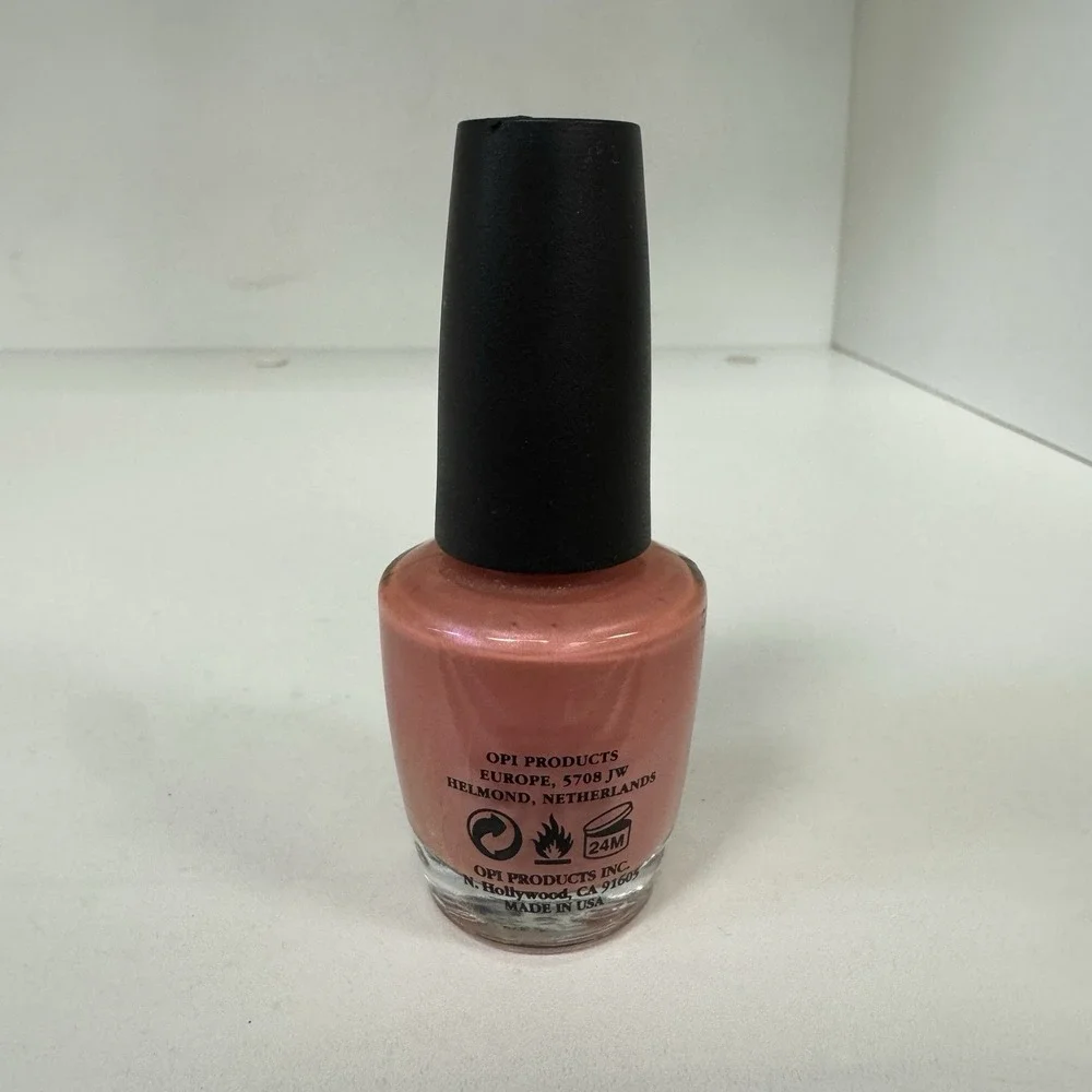 OPI argenteeny pinkin